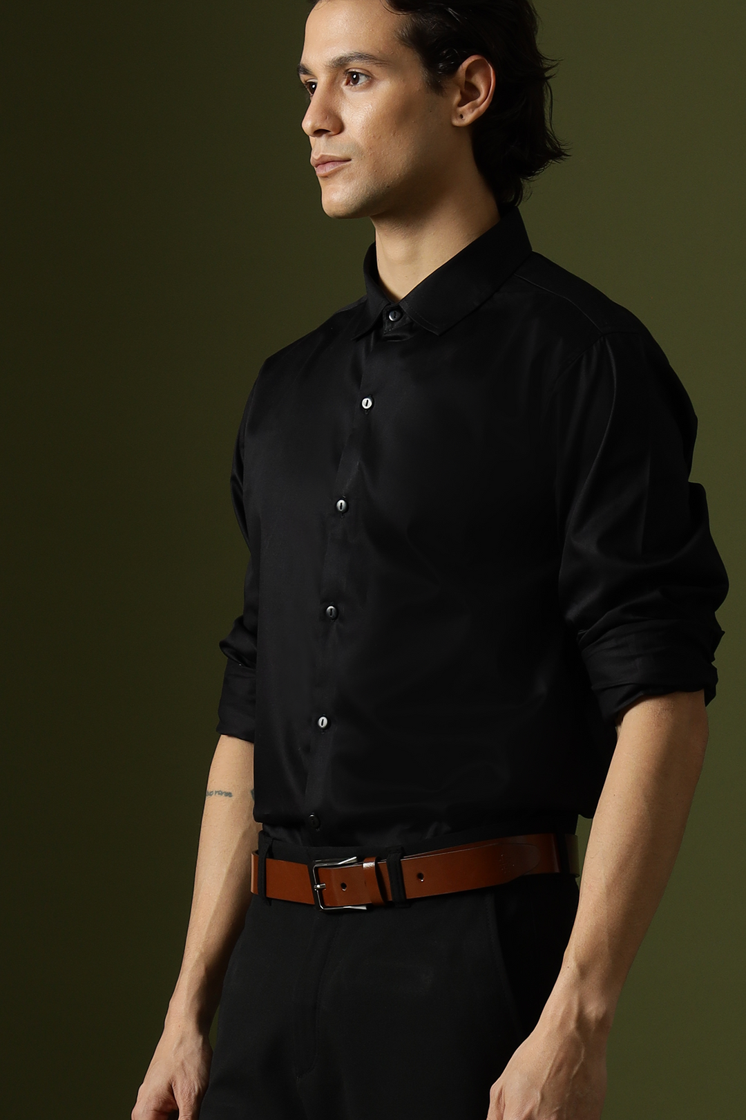Signature Shirt : Ivory black – OZiSS