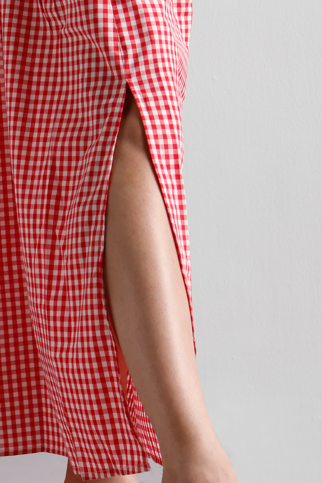 Leana Pocket Dress : Strawberry Check – OZiSS