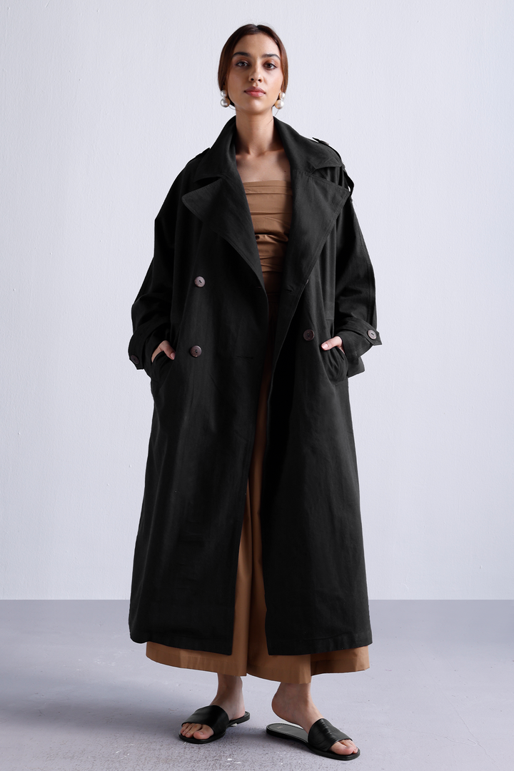 The Trench Coat : Ivory Black – OZiSS