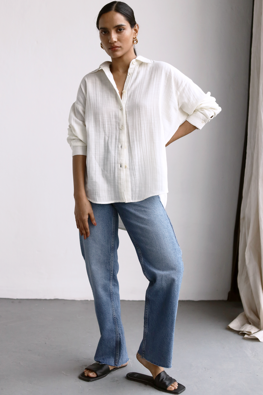 Martina Oversized Shirt : Cloud White – OZiSS