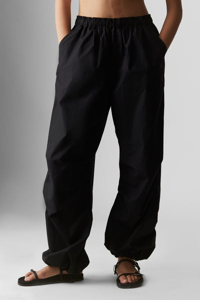 Parachute Pants : Black